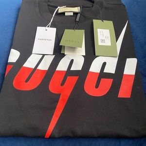 Mens Gucci blade authentic tee..